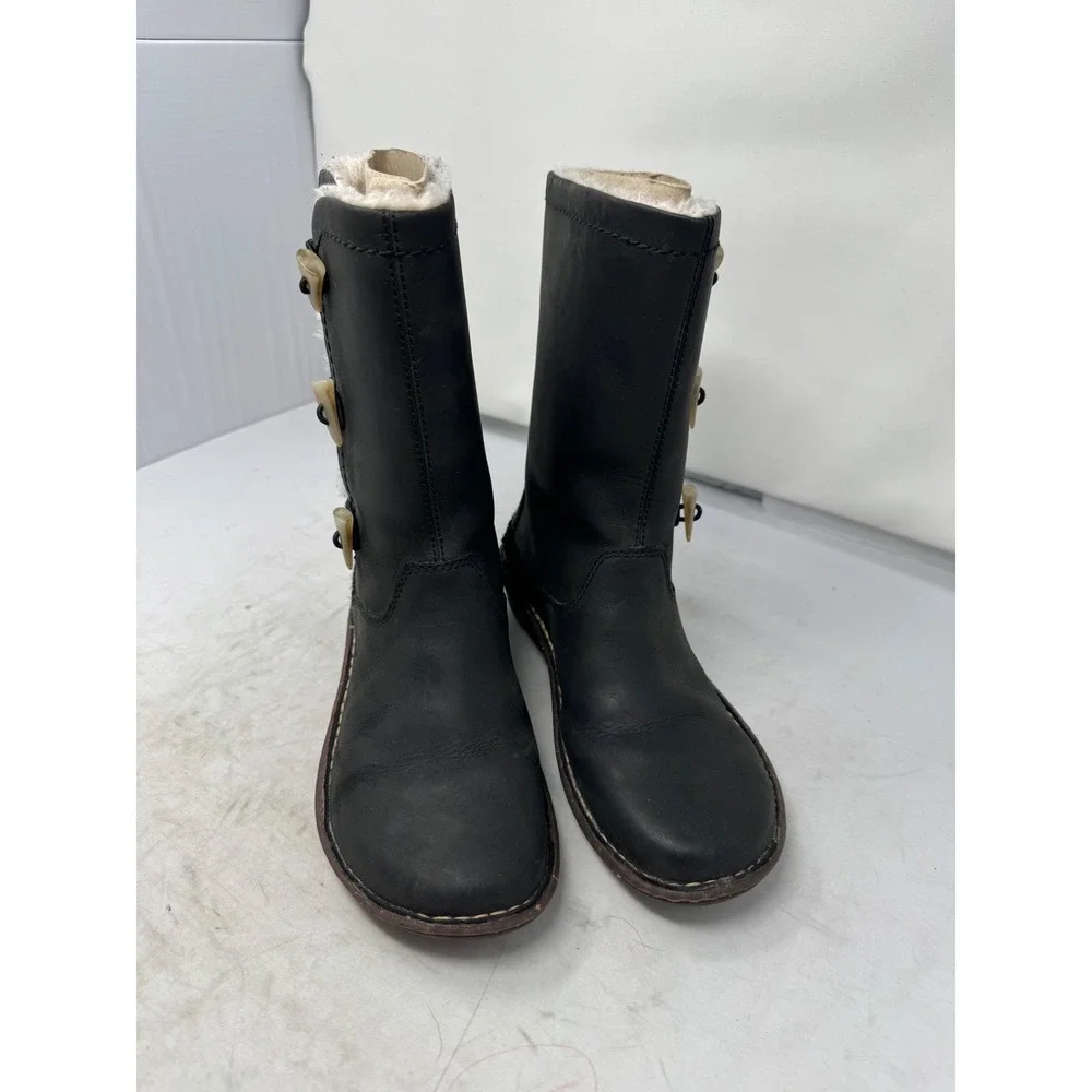 🔥UGG Australia 🖤Kensington Black Leather Shearling Toggle Boots 5156 Womens‎ 8